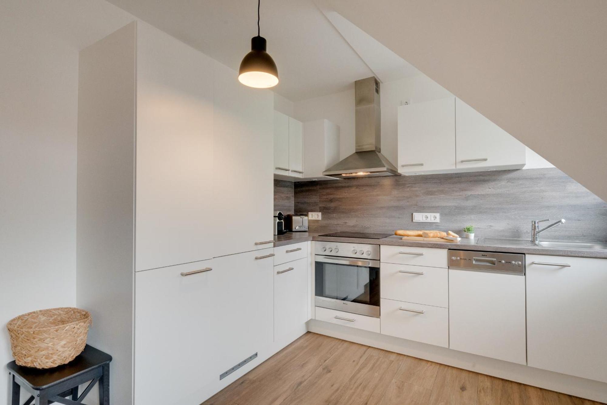 Neu-luxus Apartment-zentral In Altstadt-65-80qm * Augsburg