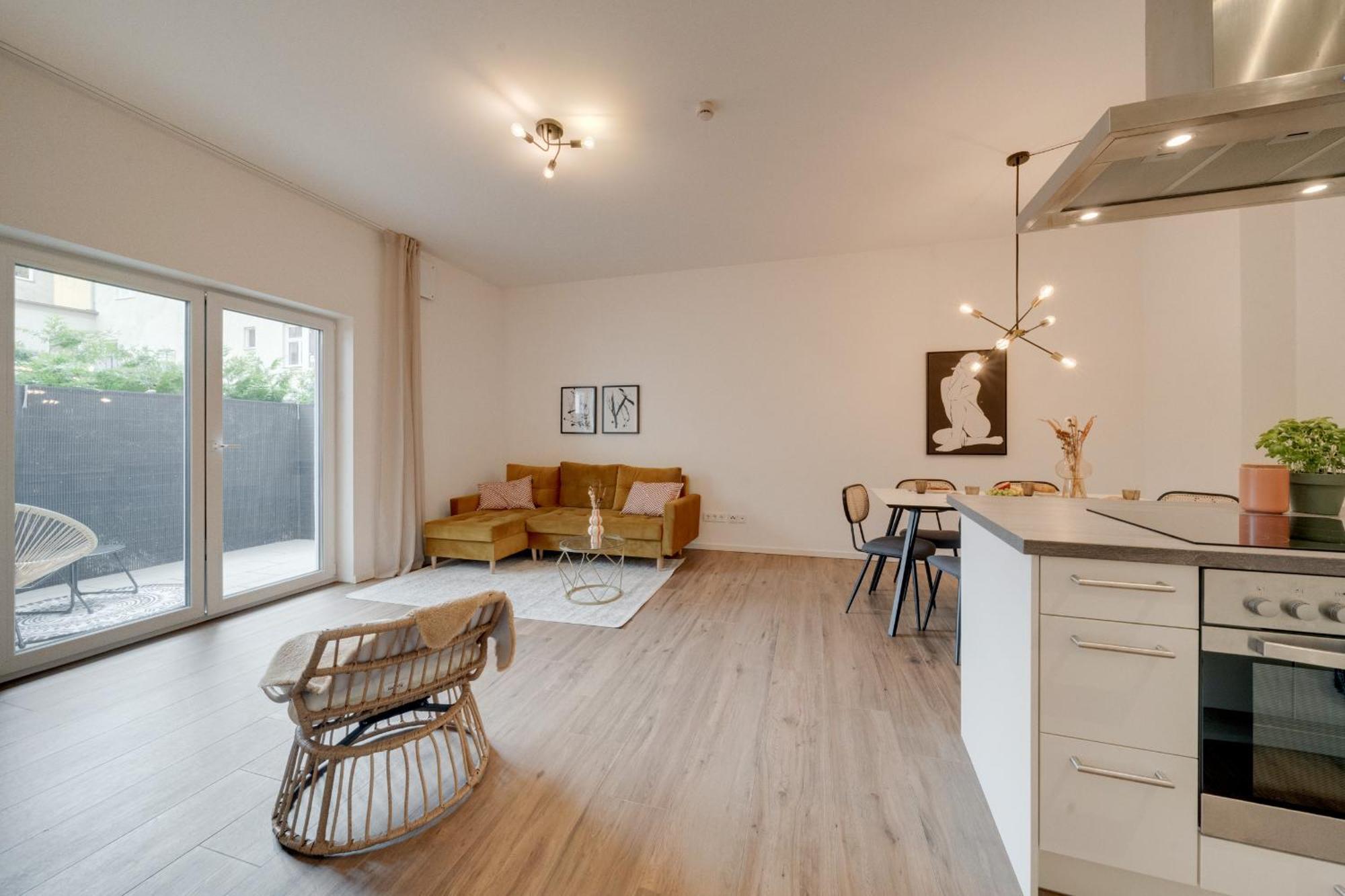 Neu-luxus Apartment-zentral In Altstadt-65-80qm Apartment *