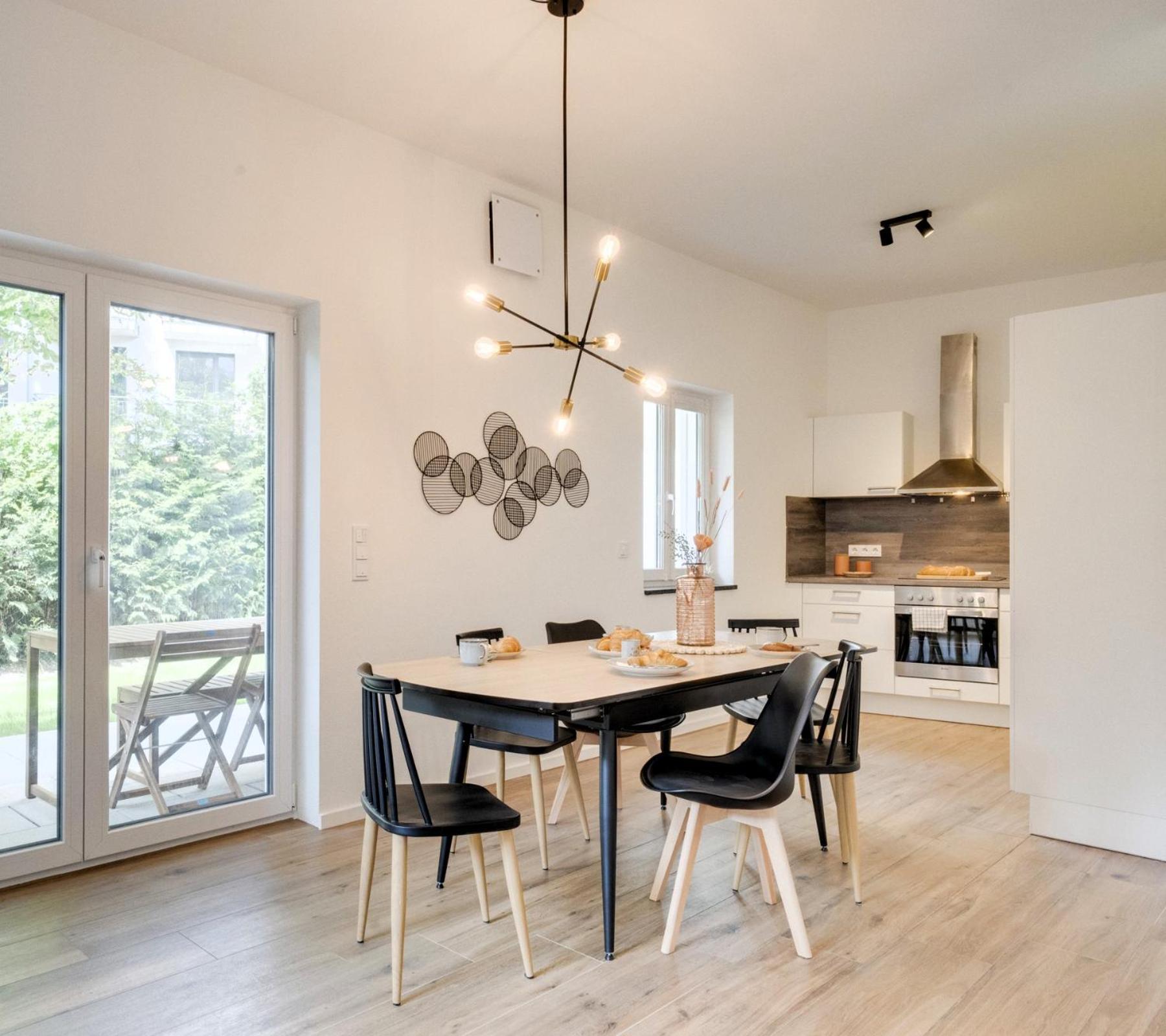 Neu-luxus Apartment-zentral In Altstadt-65-80qm