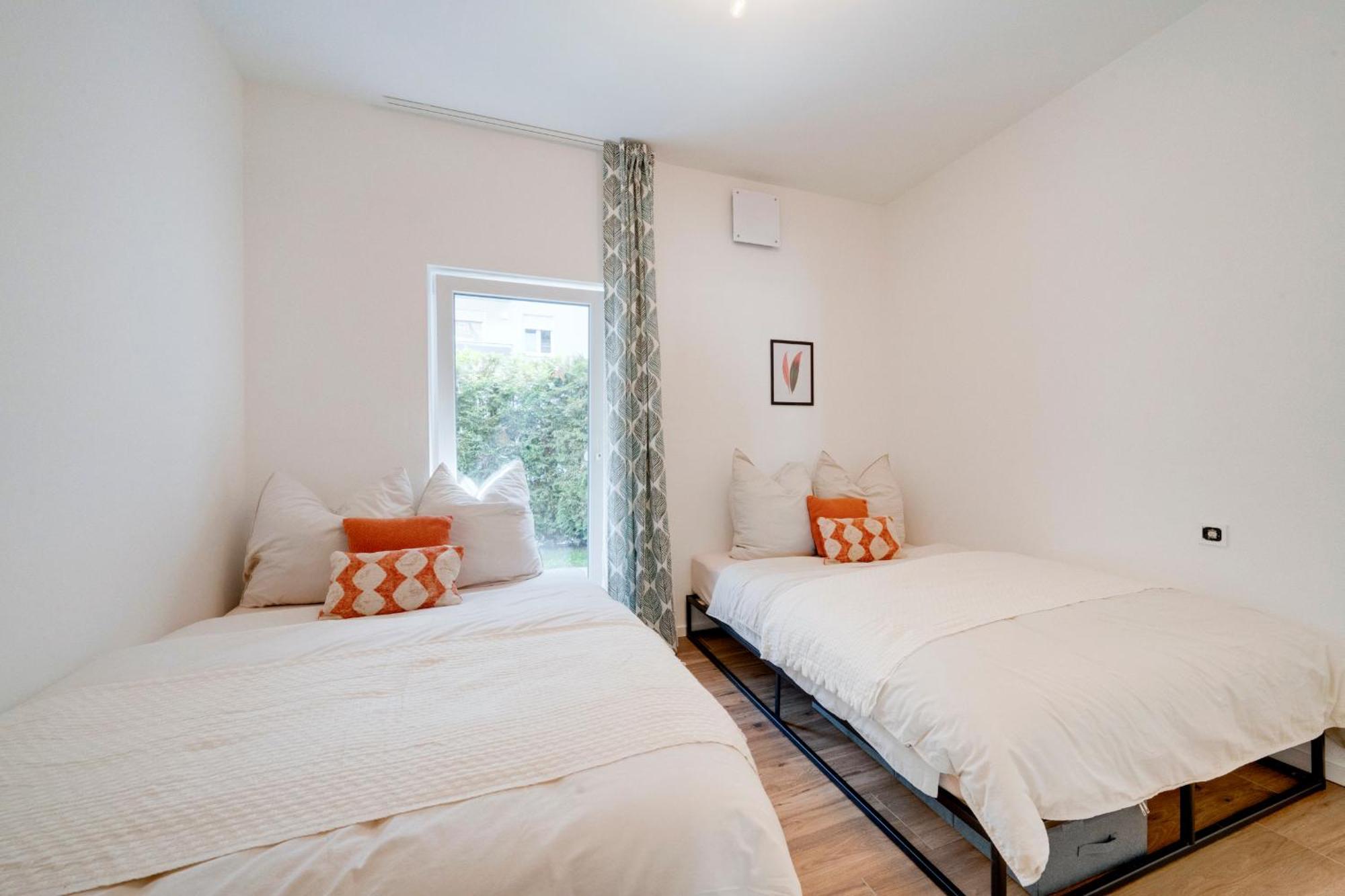 Apartment Neu-luxus Apartment-zentral In Altstadt-65-80qm Augsburg